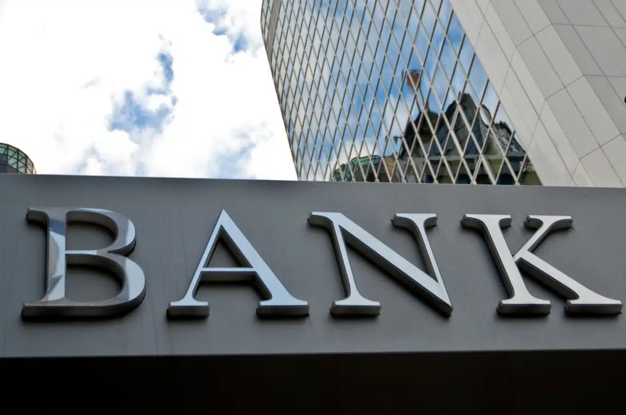 mbank zwiększa rezerwy